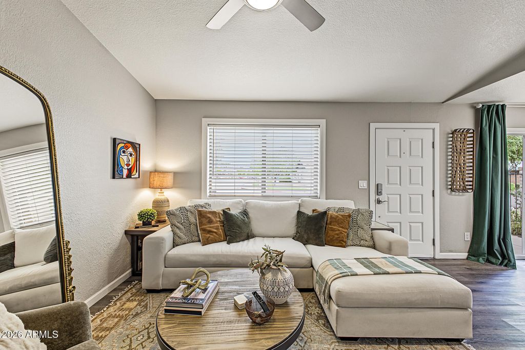 3306 S PARKSIDE Drive, Tempe, AZ 85282 — photo 2