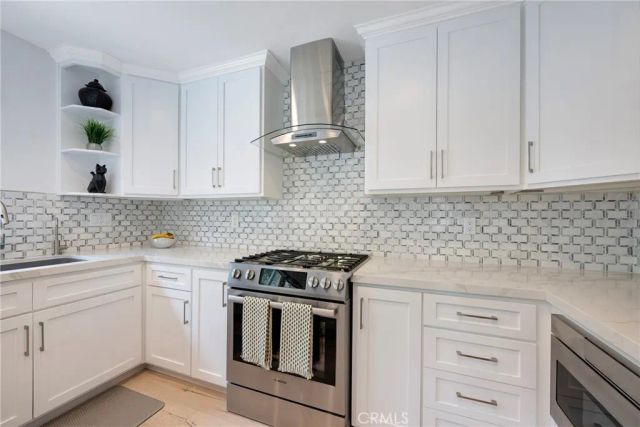 939 Blue Mountain, Westlake Village, CA 91362