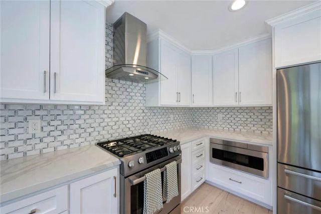 939 Blue Mountain, Westlake Village, CA 91362