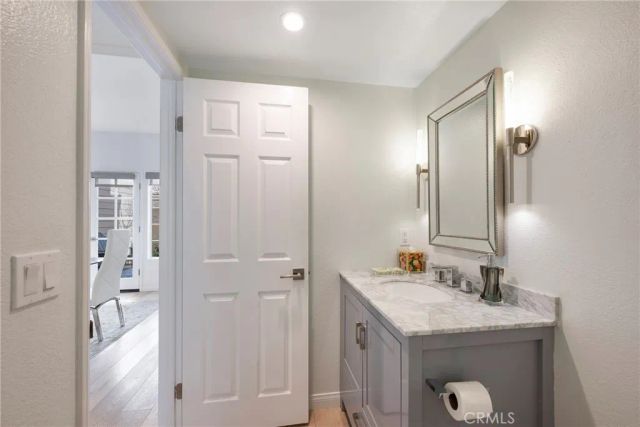 939 Blue Mountain, Westlake Village, CA 91362