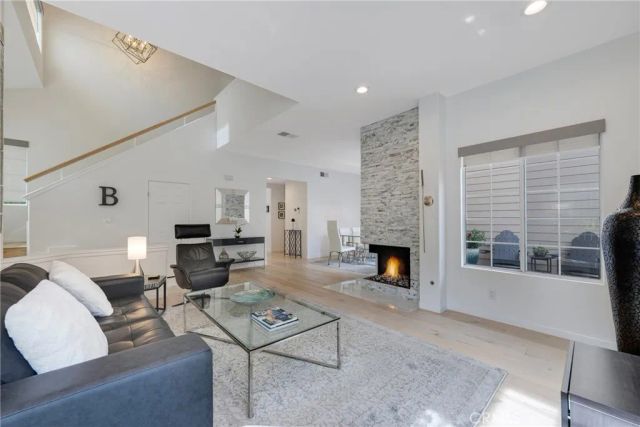 939 Blue Mountain, Westlake Village, CA 91362