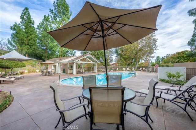 939 Blue Mountain, Westlake Village, CA 91362