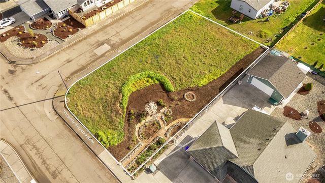 9999 Honeycomb Circle, Sequim, WA 98382