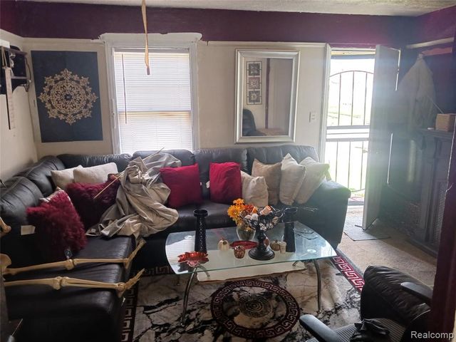 20252 Revere Street, Detroit, MI 48234