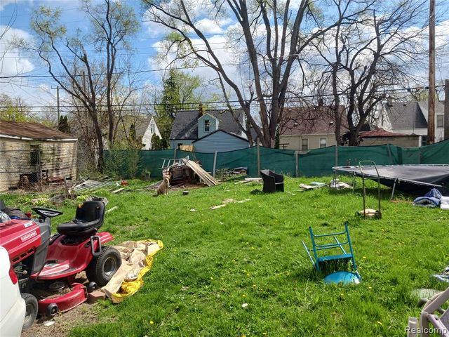 20252 Revere Street, Detroit, MI 48234