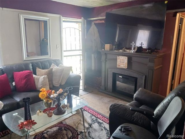 20252 Revere Street, Detroit, MI 48234