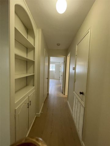 864 A Wax Myrtle Lane, Houston, TX 77079