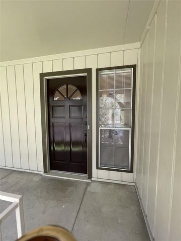 864 A Wax Myrtle Lane, Houston, TX 77079