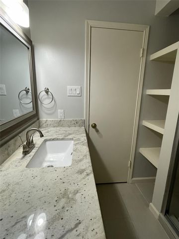 864 A Wax Myrtle Lane, Houston, TX 77079