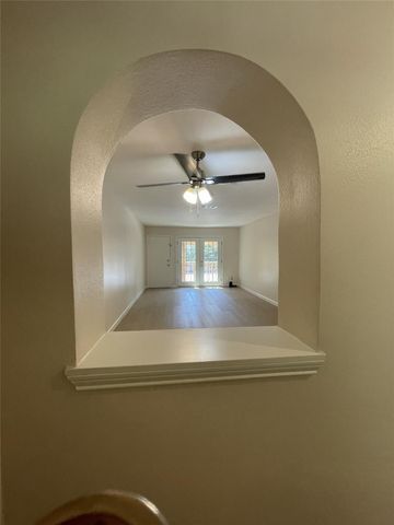 864 A Wax Myrtle Lane, Houston, TX 77079