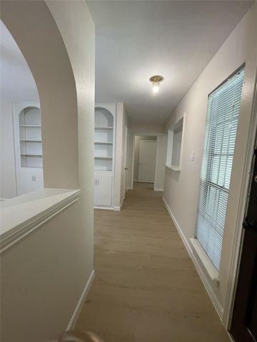 864 A Wax Myrtle Lane, Houston, TX 77079
