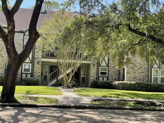 864 A Wax Myrtle Lane, Houston, TX 77079