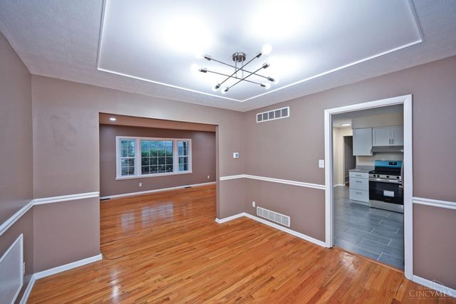 9133 Fontainebleau Terrace, Springfield Twp., OH 45231