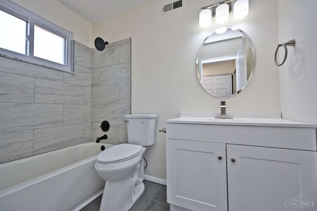 9133 Fontainebleau Terrace, Springfield Twp., OH 45231
