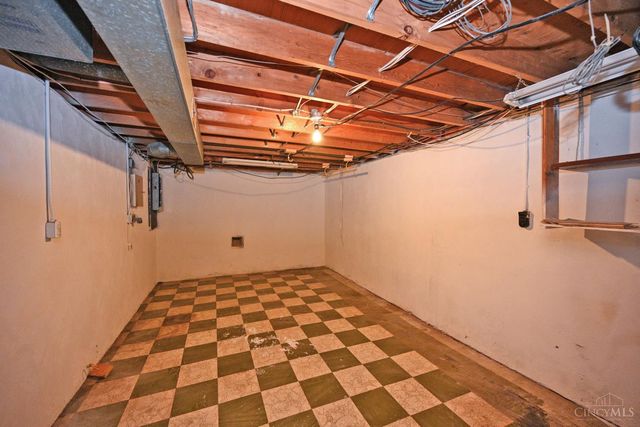 9133 Fontainebleau Terrace, Springfield Twp., OH 45231