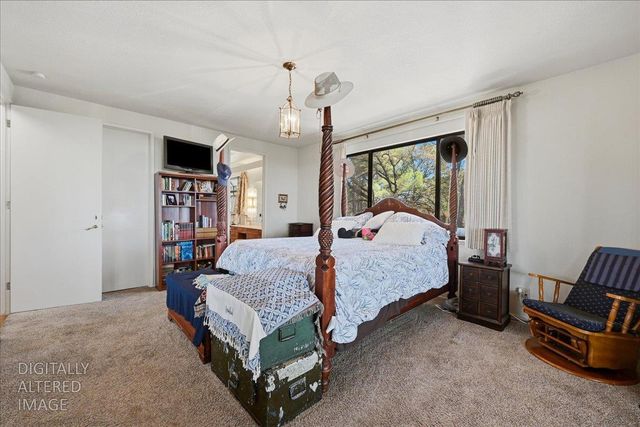 23410 Wayfarer Ct, Auburn, CA 95602