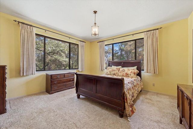 23410 Wayfarer Ct, Auburn, CA 95602