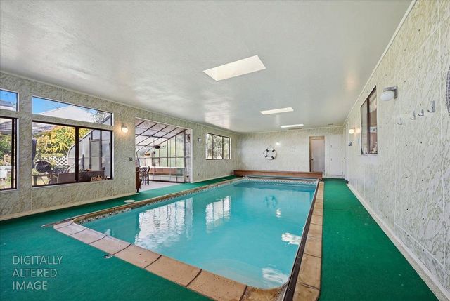 23410 Wayfarer Ct, Auburn, CA 95602