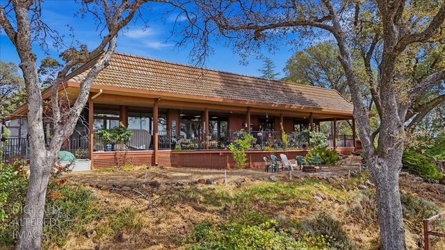 23410 Wayfarer Ct, Auburn, CA 95602