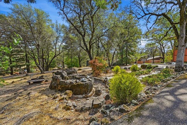 23410 Wayfarer Ct, Auburn, CA 95602