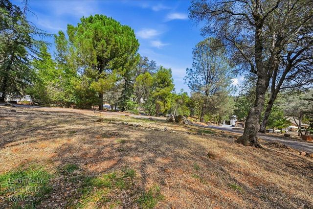 23410 Wayfarer Ct, Auburn, CA 95602