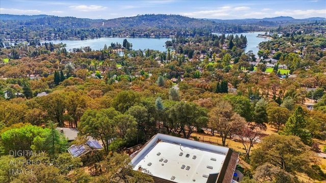 23410 Wayfarer Ct, Auburn, CA 95602
