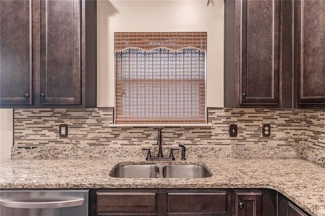 928 PINE Lane, Lawrenceville, GA 30043