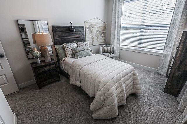 6910 WALKER FARMS DR, Bartlett, TN 38002