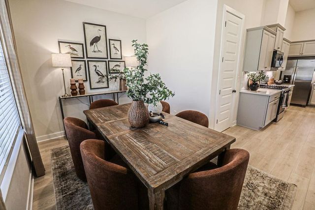 6910 WALKER FARMS DR, Bartlett, TN 38002