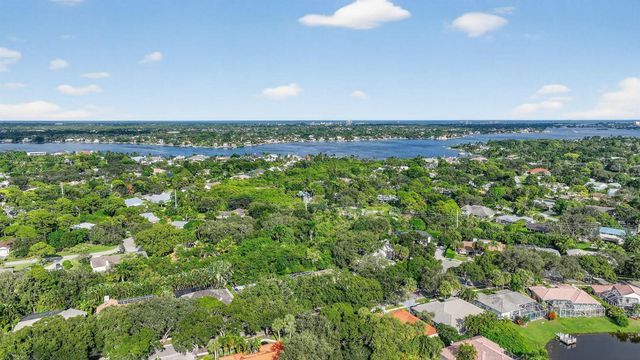 6333 Winding Lake Drive, Jupiter, FL 33458