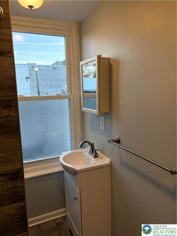 119 South 7th 3, Allentown City, PA 18101