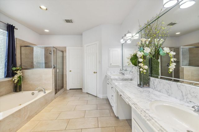 310 Brook Forest Trail, Sugar Land, TX 77478