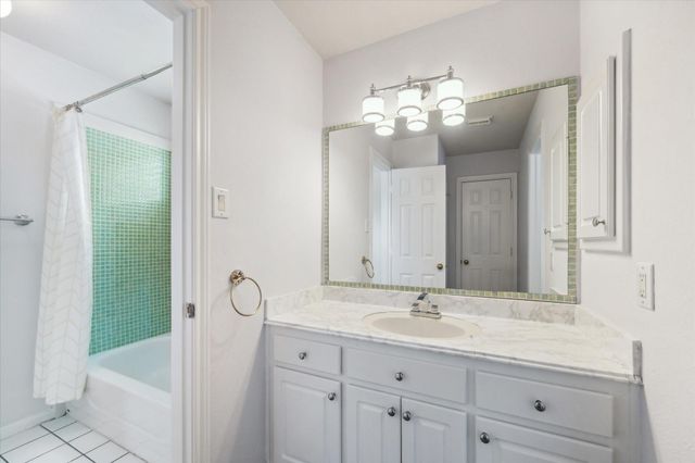 310 Brook Forest Trail, Sugar Land, TX 77478