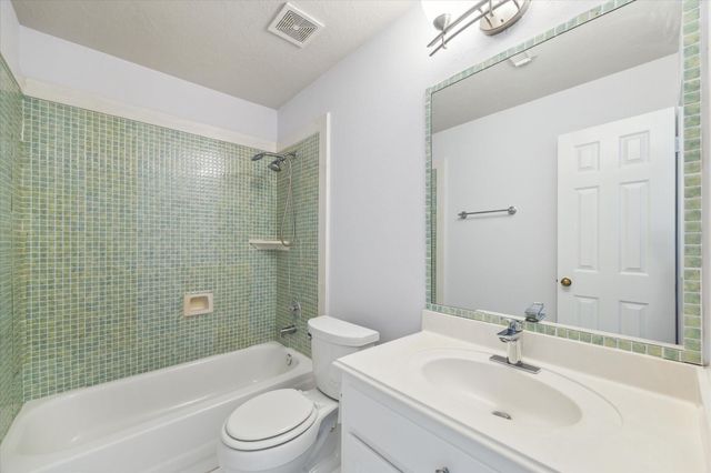 310 Brook Forest Trail, Sugar Land, TX 77478