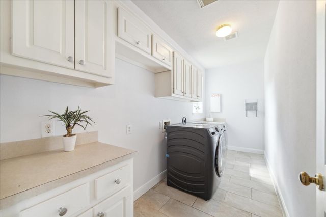 310 Brook Forest Trail, Sugar Land, TX 77478