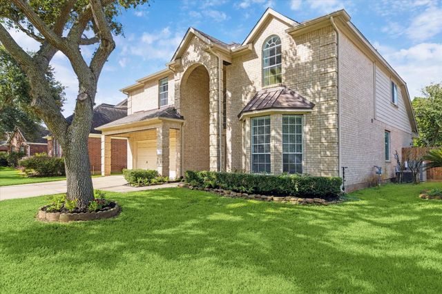310 Brook Forest Trail, Sugar Land, TX 77478