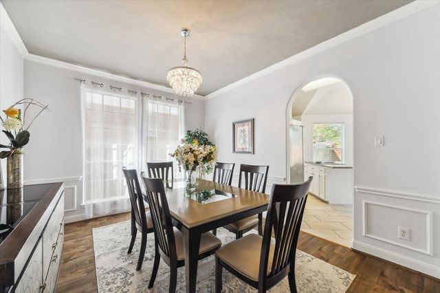 310 Brook Forest Trail, Sugar Land, TX 77478