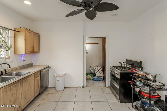 2336 South Avenue, Toledo, OH 43609