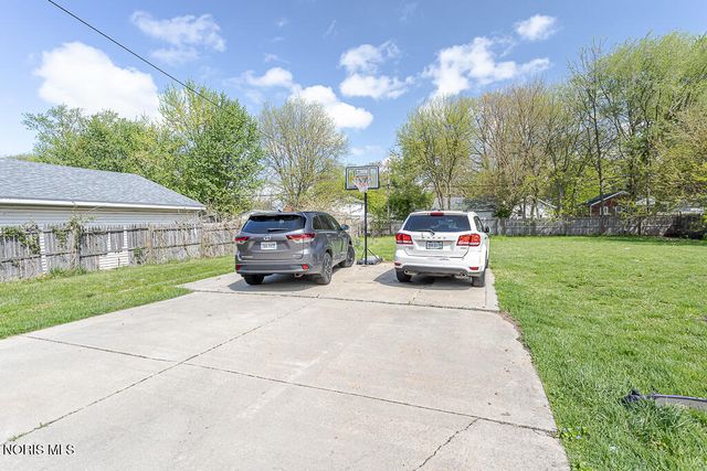 2336 South Avenue, Toledo, OH 43609