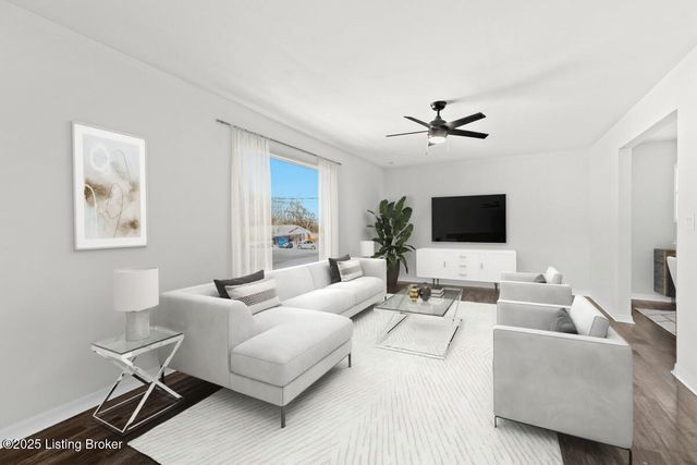 173 Kentucky Cir, Radcliff, KY 40160