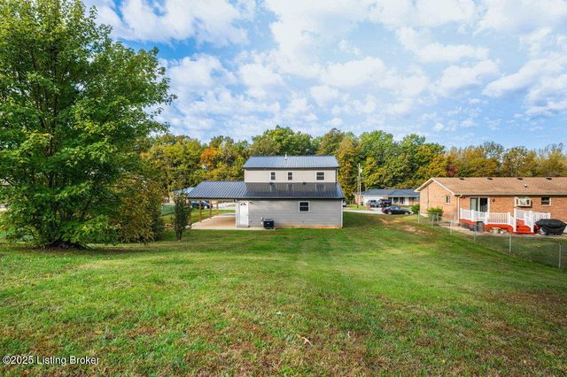 173 Kentucky Cir, Radcliff, KY 40160