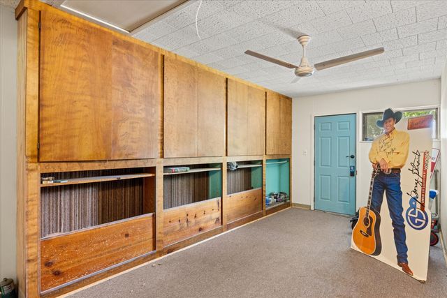 575 N Charlotte Avenue, Stephenville, TX 76401