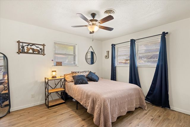 575 N Charlotte Avenue, Stephenville, TX 76401
