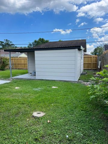 2522 Kingsdale Drive, Deer Park, TX 77536