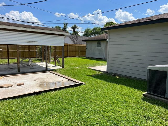 2522 Kingsdale Drive, Deer Park, TX 77536