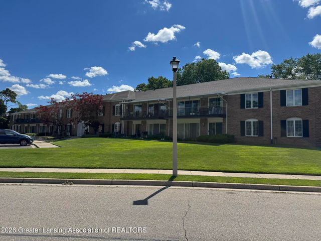 1740 Wellington Road 110, Lansing, MI 48910