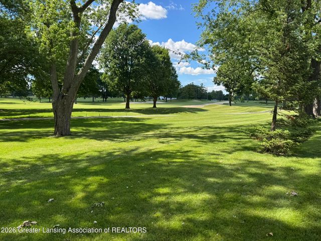1740 Wellington Road 110, Lansing, MI 48910