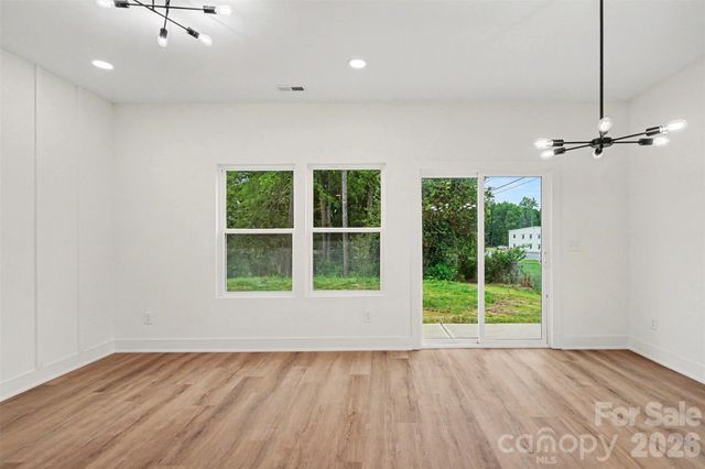 7523 Lawyers Road, Charlotte, NC 28227