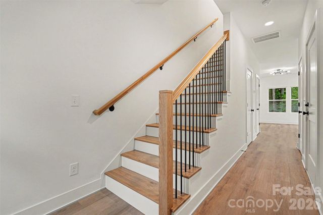 7523 Lawyers Road, Charlotte, NC 28227