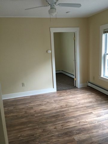 14 Central Ct, Beverly, MA 01915